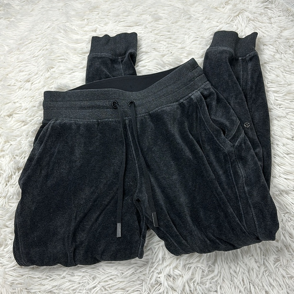 Lululemon Warm Down Jogger *Velour Heathered Black